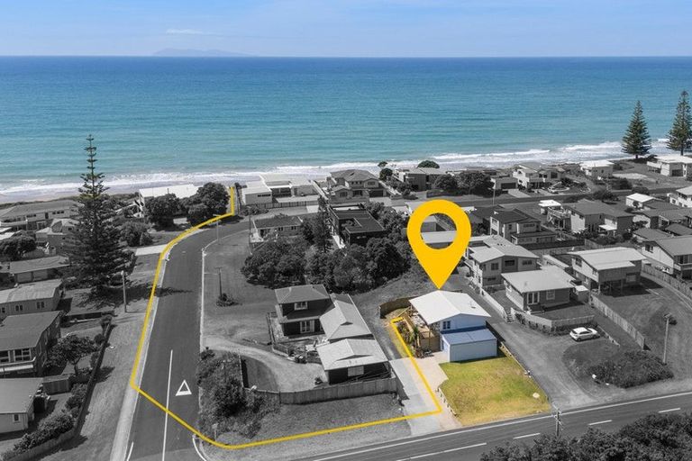 Photo of property in 47 Seaforth Road, Waihi Beach, 3611