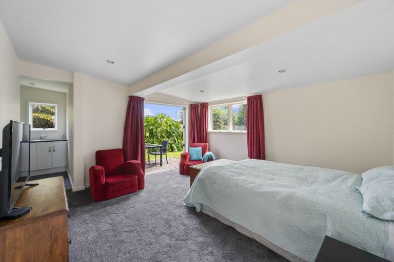 Photo of property in 108 Charles Street, Westshore, Napier, 4110