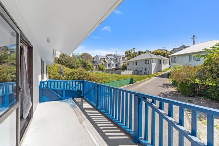 Photo of property in 33 Hindmarsh Street, Johnsonville, Wellington, 6037