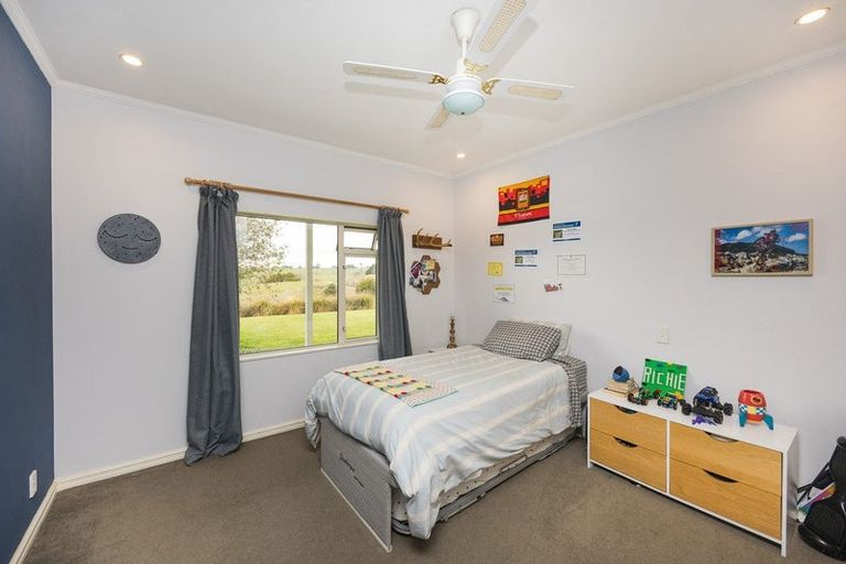 Photo of property in 780 Halcombe Road, Halcombe, 4775