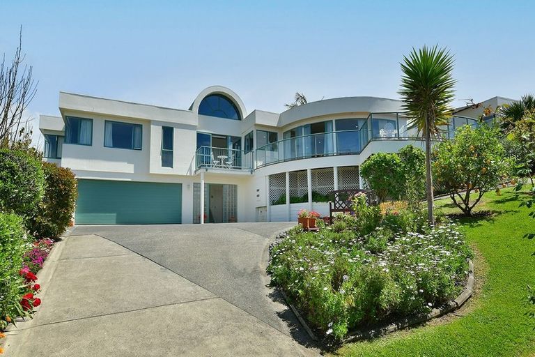 Photo of property in 5 Castaway Place, Gulf Harbour, Whangaparaoa, 0930