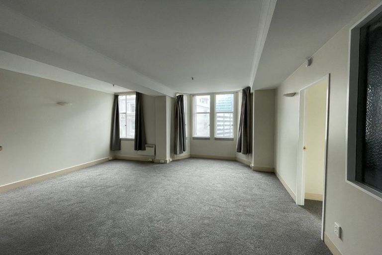 Photo of property in Civic Chambers Apartments, 4c/25 Cuba Street, Te Aro, Wellington, 6011