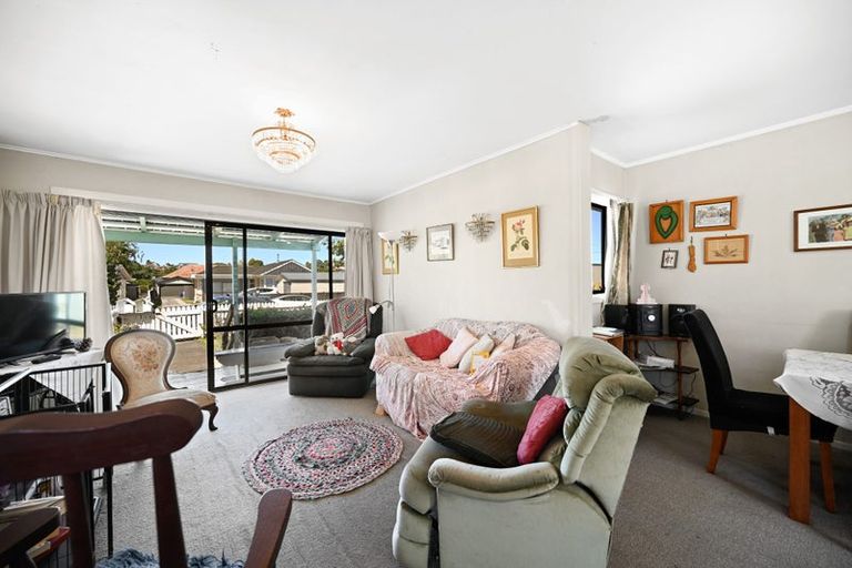 Photo of property in 16 Norman Street, Nawton, Hamilton, 3200