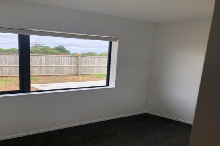 Photo of property in 10a Cornwall Road, Lyttelton, 8082