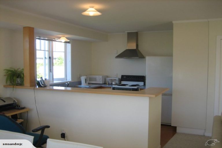 Photo of property in 5b Church Street, Devonport, Auckland, 0624