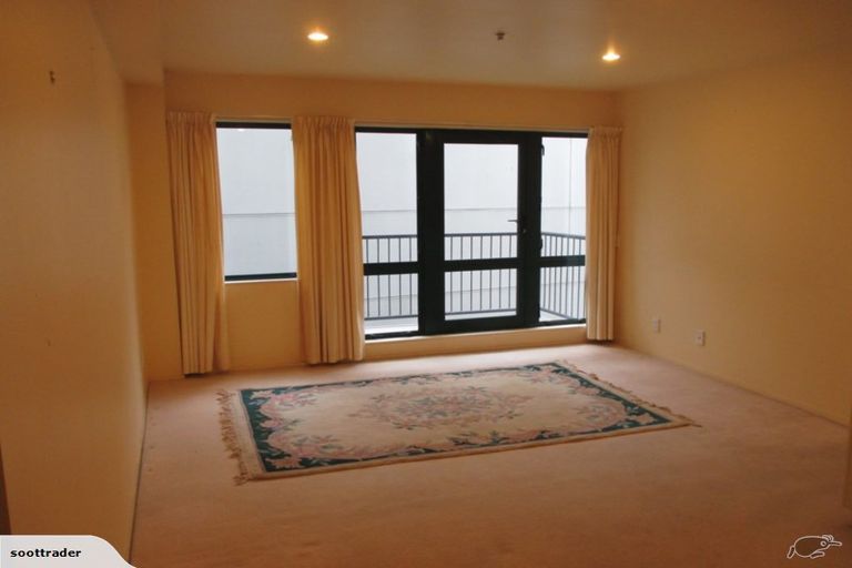 Photo of property in Courtenay Apartments, 412/120 Courtenay Place, Te Aro, Wellington, 6011