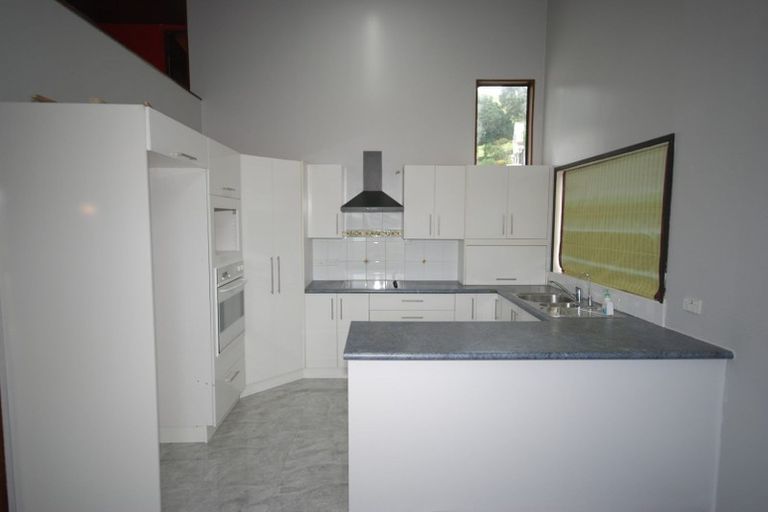 Photo of property in 7 Kanohi Terrace, Mangere Bridge, Auckland, 2022