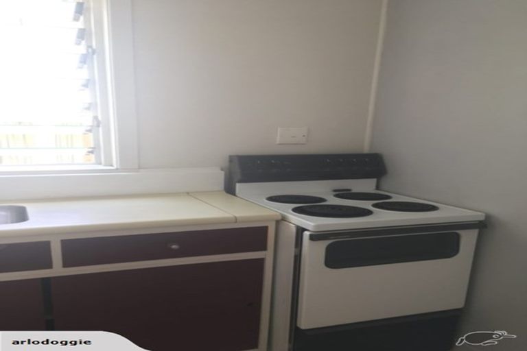 Photo of property in 3/131 Glenmore Street, Kelburn, Wellington, 6012