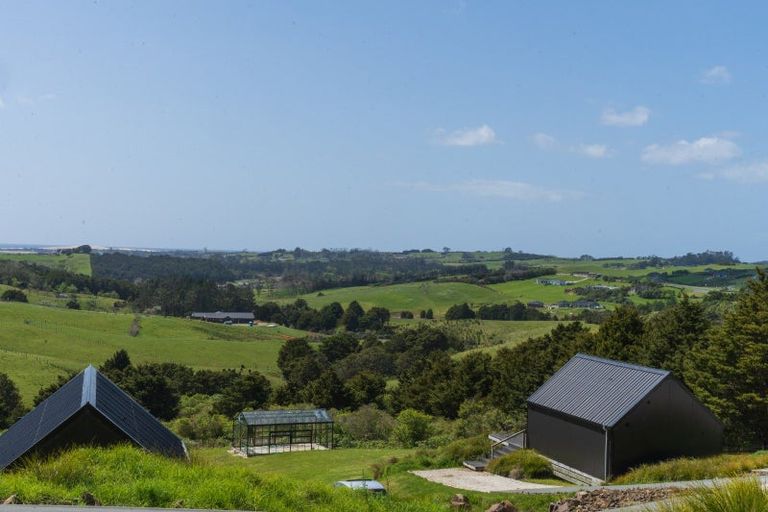 Photo of property in 271 Lawrence Road, Mangawhai, 0573
