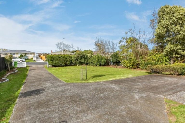 Photo of property in 22 Sandspit Road, Waiuku, 2123