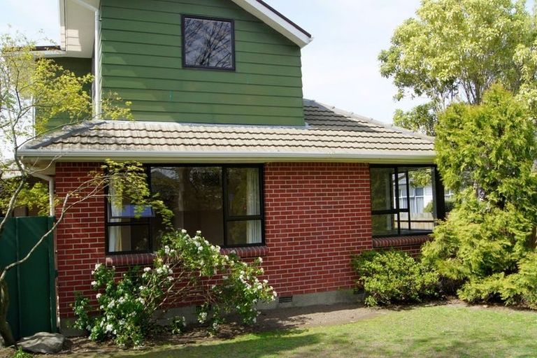 Photo of property in 10 Oakhurst Place, Russley, Christchurch, 8042