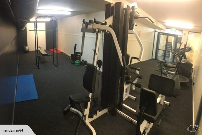 Photo of property in Luxford Villas, 115/72 Herald Street, Berhampore, Wellington, 6023