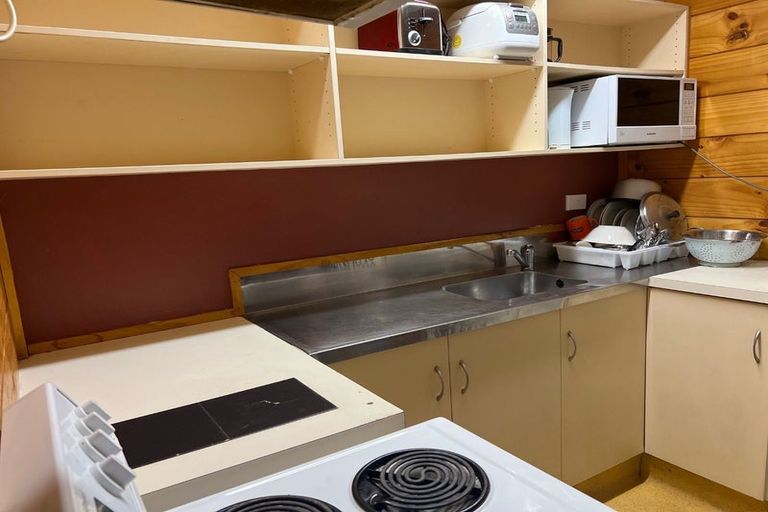 Photo of property in Te Awhina Apartments, 11/22 Sussex Street, Mount Cook, Wellington, 6021