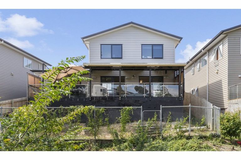 Photo of property in 22a Sabulite Road, Kelston, Auckland, 0602