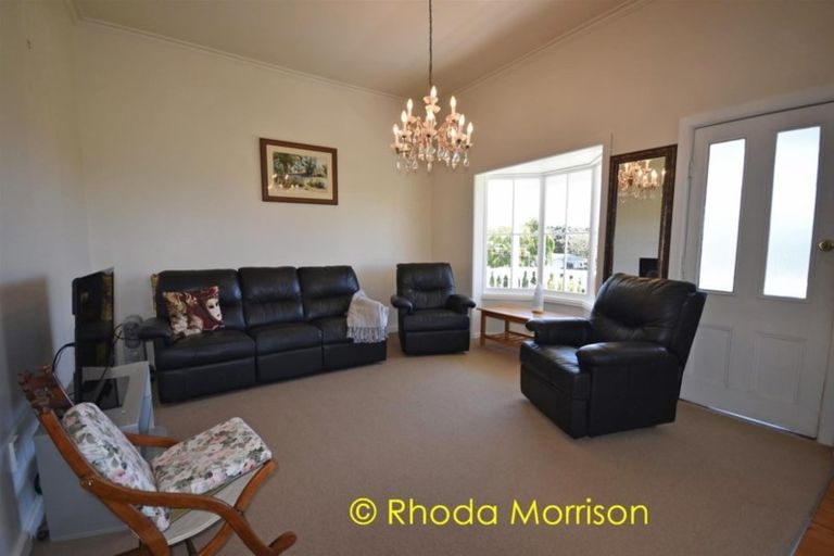 Photo of property in 2 Emay Crescent, Pahi, Paparoa, 0571