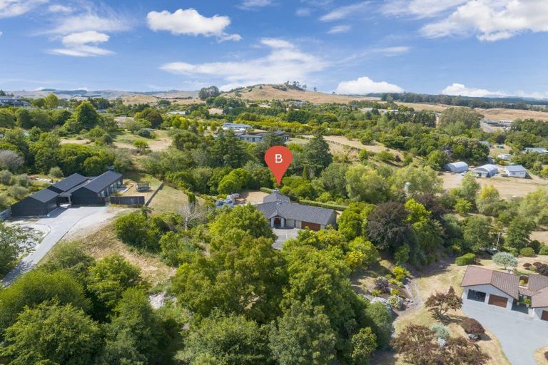 Photo of property in 5 Cameron Drive, Acacia Bay, Taupo, 3385