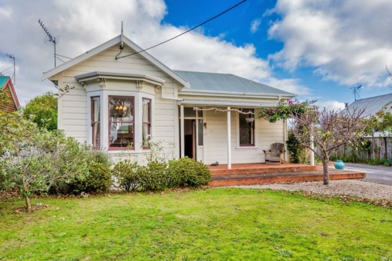 Photo of property in 8 Hereford Street, Levin, 5510