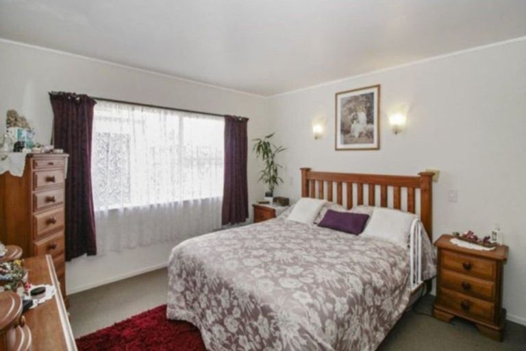 Photo of property in 131a Mangorei Road, Merrilands, New Plymouth, 4312