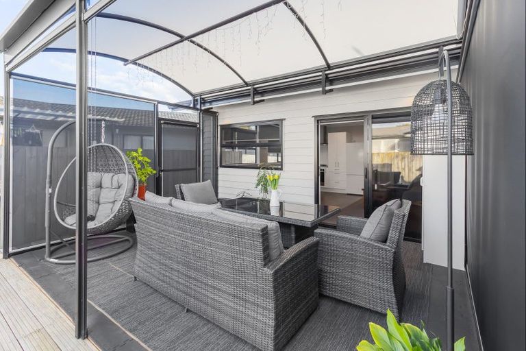 Photo of property in 2/11 Shelley Jane Place, Dinsdale, Hamilton, 3204