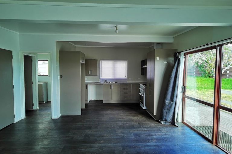 Photo of property in 11 Frostbite Place, Ranui, Auckland, 0612