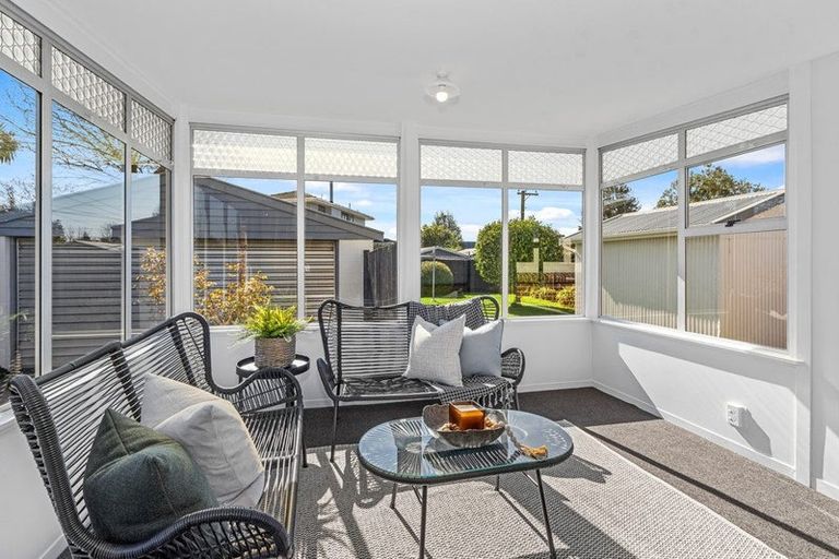 Photo of property in 54 Worthy Street, Ilam, Christchurch, 8041
