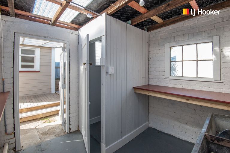 Photo of property in 62 Wesley Street, South Dunedin, Dunedin, 9012