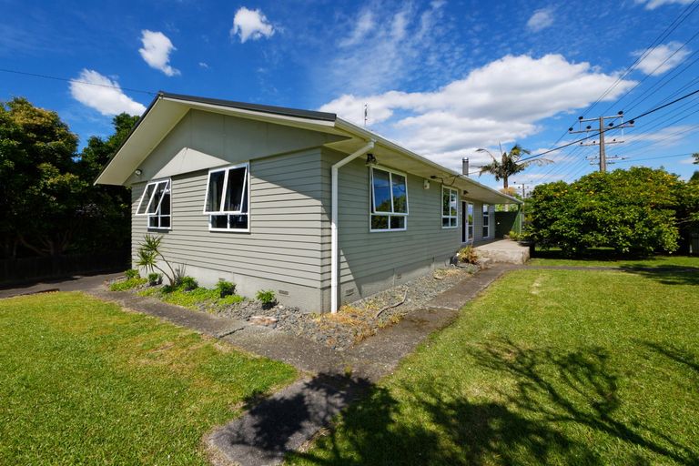 Photo of property in 145 Tirimoana Road, Te Atatu South, Auckland, 0602