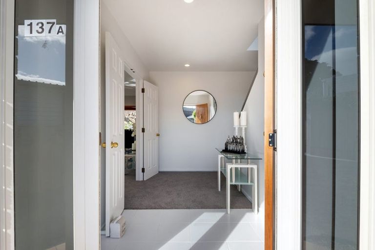 Photo of property in 1/137 Nile Road, Milford, Auckland, 0620