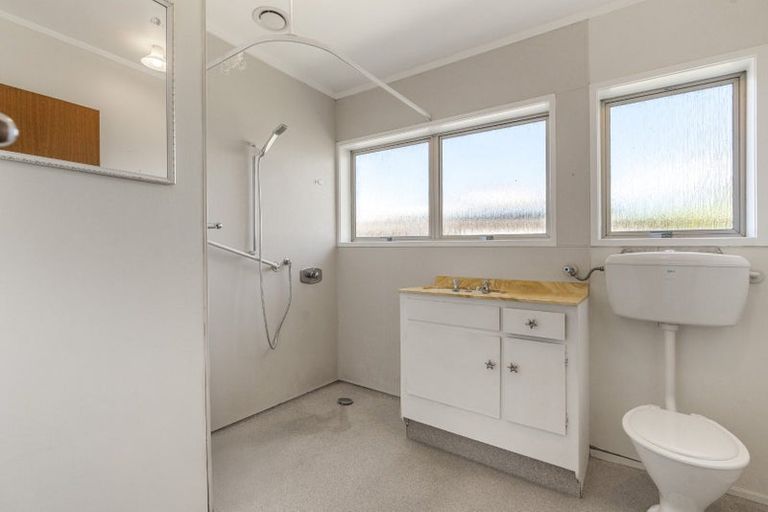Photo of property in 191b Centreway Road, Orewa, 0931