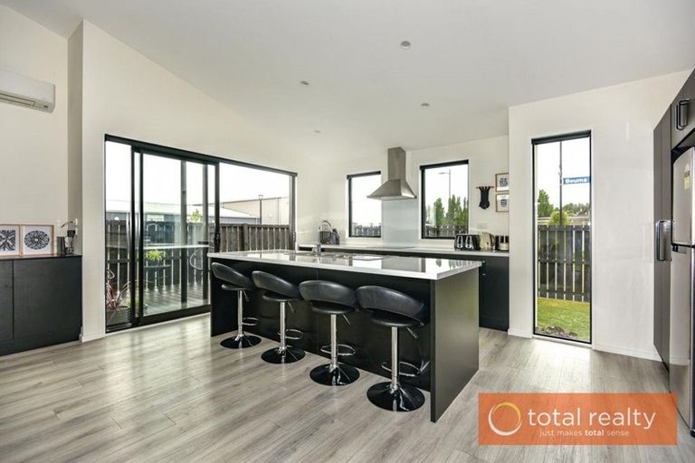 Photo of property in 6 Killarney Avenue, Halswell, Christchurch, 8025