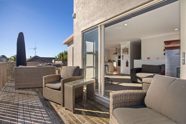 Photo of property in 7 Madeleine Terrace, Papamoa Beach, Papamoa, 3118