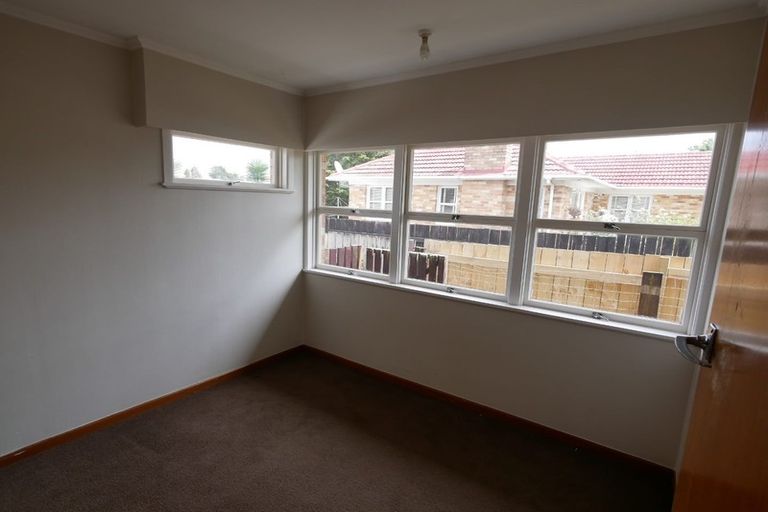 Photo of property in 55 Settlement Road, Papakura, 2110