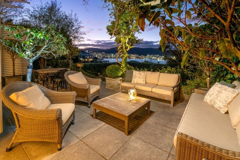 Photo of property in 5 Telford Terrace, Oriental Bay, Wellington, 6011
