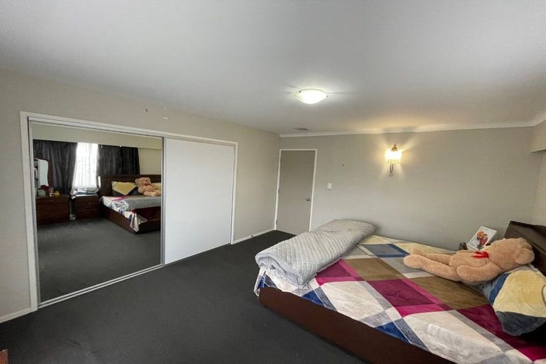 Photo of property in 94a Great South Road, Manurewa, Auckland, 2102