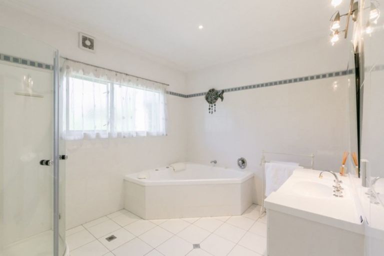 Photo of property in 130 Margaret Avenue, Havelock North, 4130