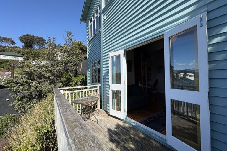 Photo of property in 108 Maida Vale Road, Roseneath, Wellington, 6011