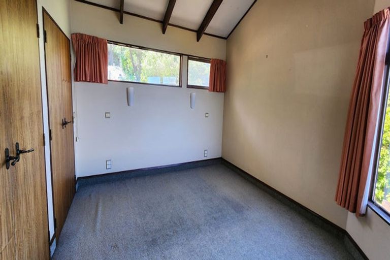 Photo of property in 52 Homebush Road, Khandallah, Wellington, 6035