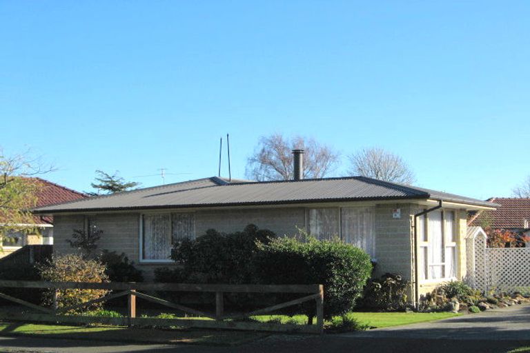 Photo of property in 93 Foremans Road, Islington, Christchurch, 8042