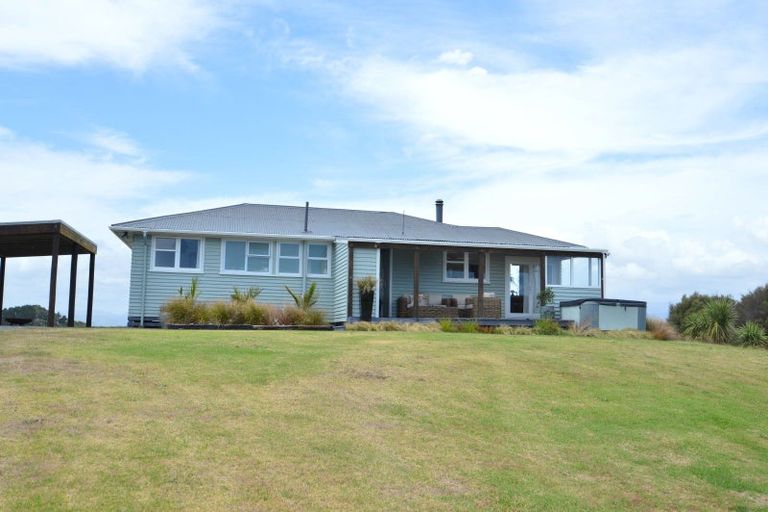 Photo of property in 398 Hokio Sand Road, Hokio Beach, Levin, 5571