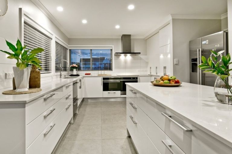 Photo of property in 1/2 Ocean View Road, Milford, Auckland, 0620