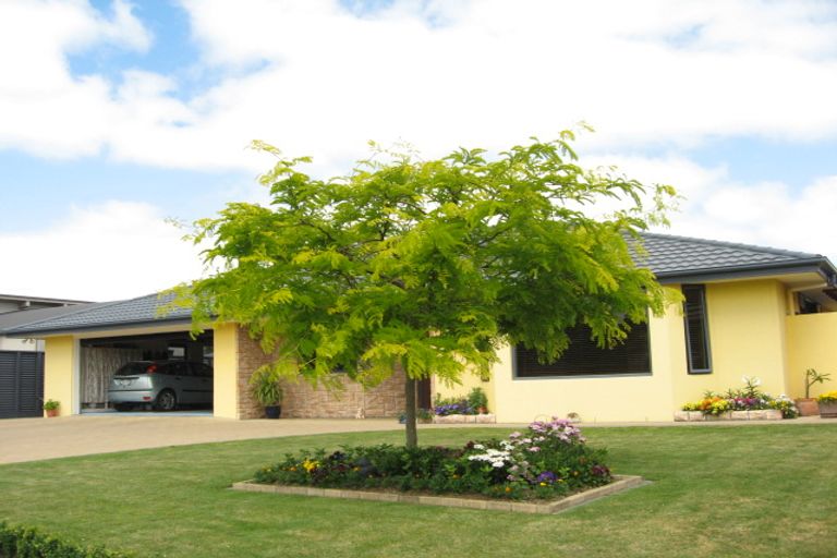 Photo of property in 34 Dublin Street, Pukekohe, 2120