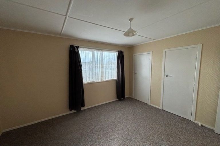 Photo of property in 17 Pohutukawa Drive, Tokoroa, 3420