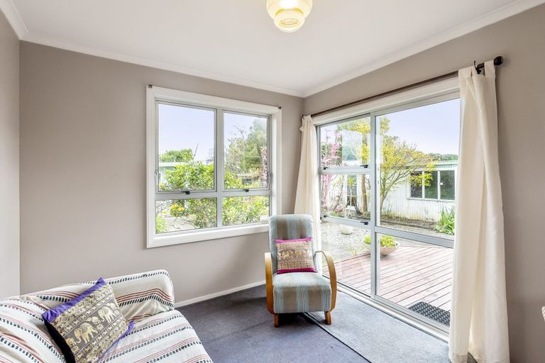 Photo of property in 26 Mazengarb Road, Paraparaumu Beach, Paraparaumu, 5032