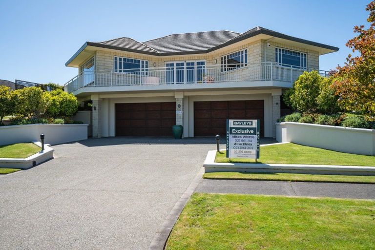 Photo of property in 90 Harvey Street, Waipahihi, Taupo, 3330