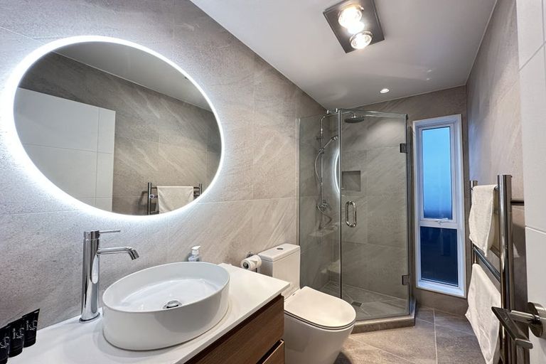 Photo of property in 123b Forrest Hill Road, Forrest Hill, Auckland, 0620