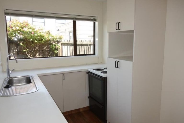 Photo of property in 2/46 Brockworth Place, Riccarton, Christchurch, 8011