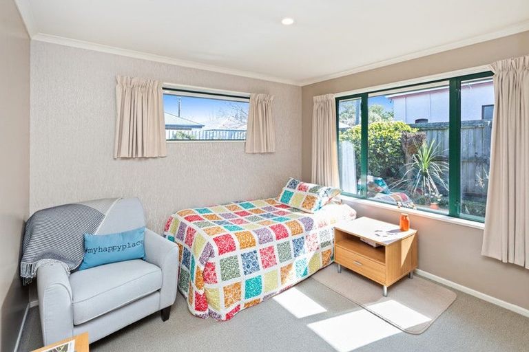 Photo of property in 95 Selwyn Street, Somerfield, Christchurch, 8024