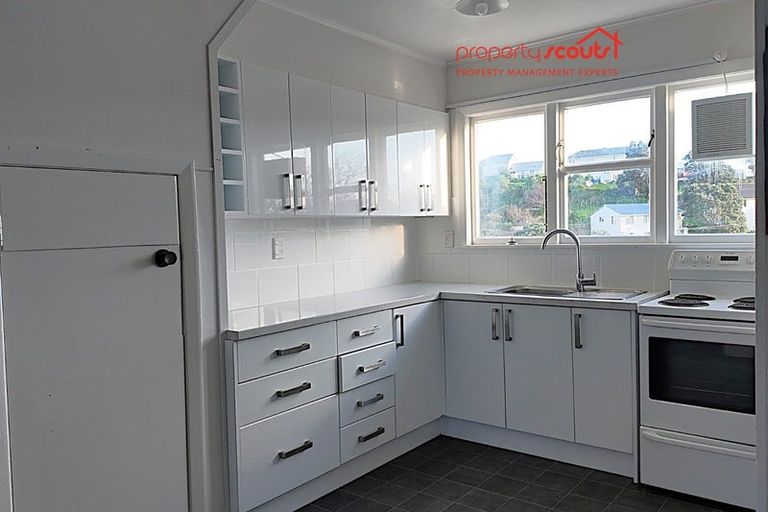Photo of property in 78-80 Hereford Street, Cannons Creek, Porirua, 5024