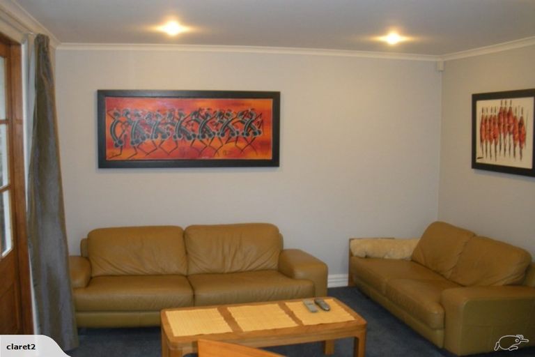 Photo of property in 8c Somerset Avenue, Newtown, Wellington, 6021