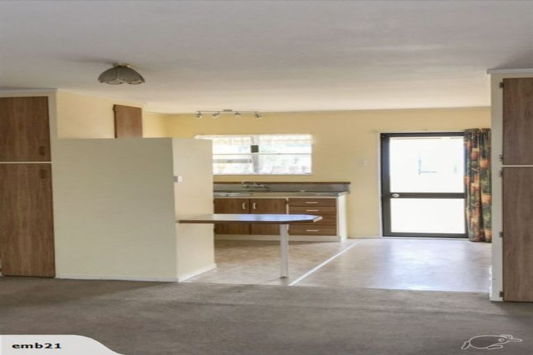 Photo of property in 46 Guadeloupe Crescent, Grenada Village, Wellington, 6037